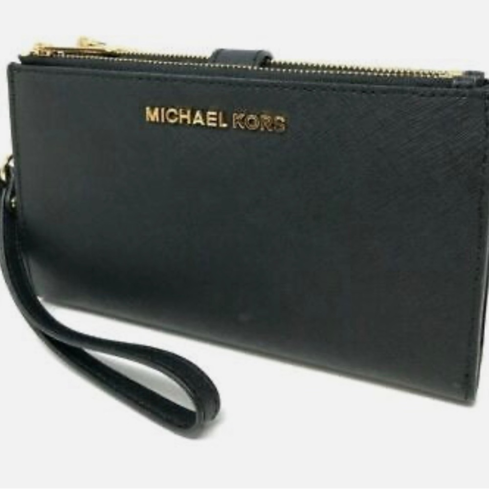 Michael Kors Jet Set Travel Wristlet Wallet